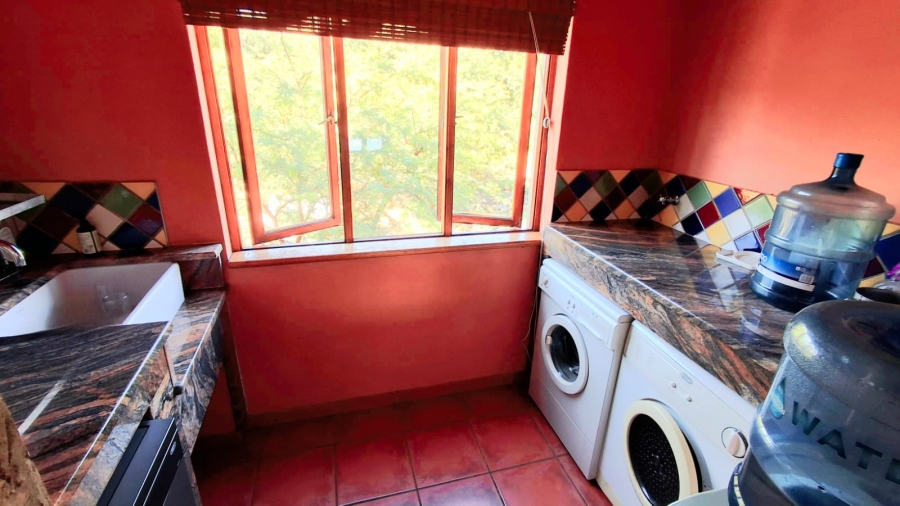 4 Bedroom Property for Sale in Boschenvaal River Front Lodges Free State